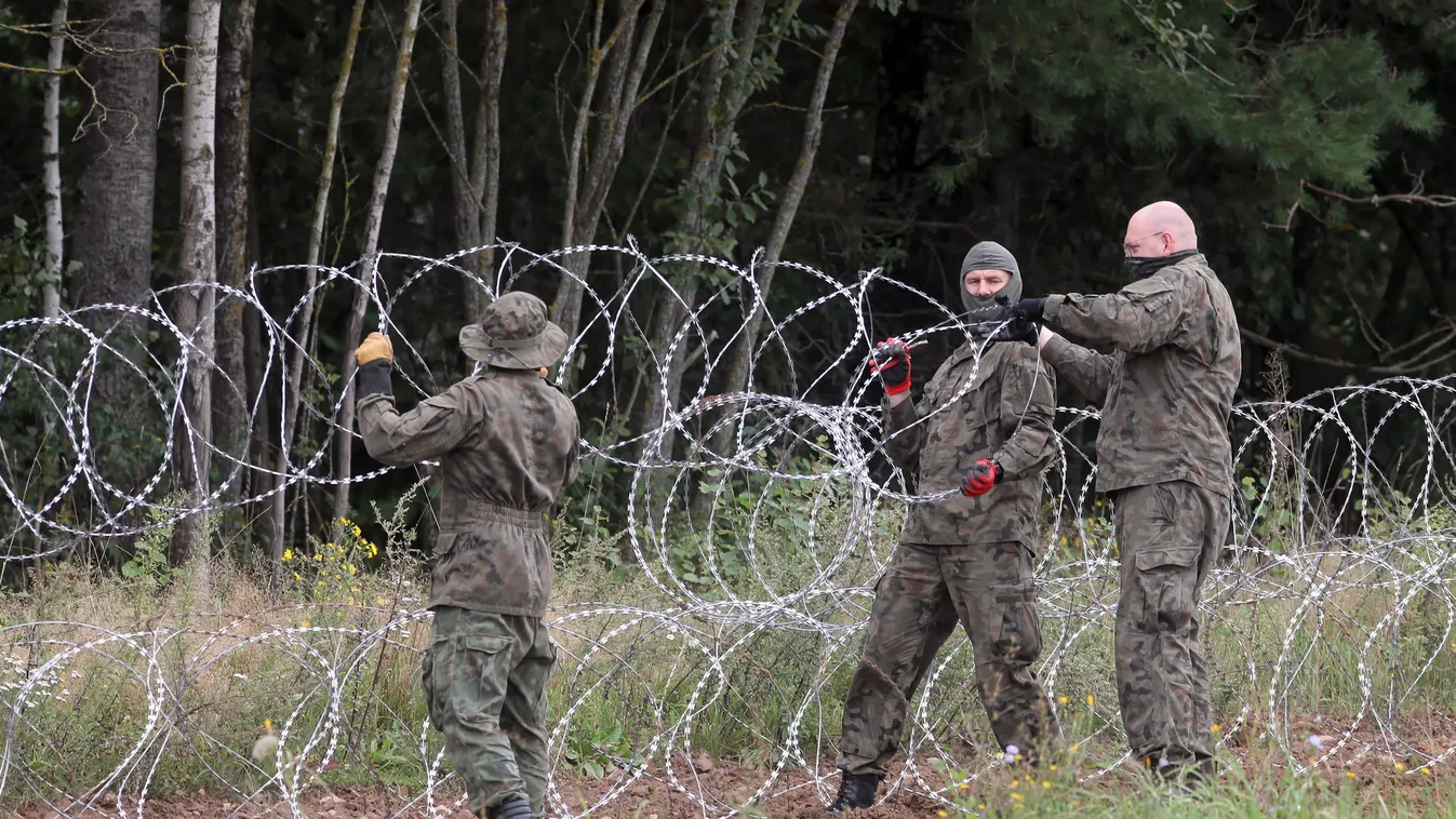 Lengyelország Fehéroroszország határ kerítés migráció 