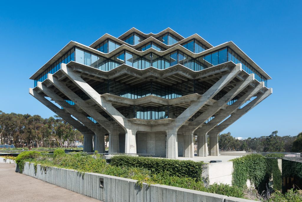 brutalista építészet a világ körül galéria, Geisel Library 