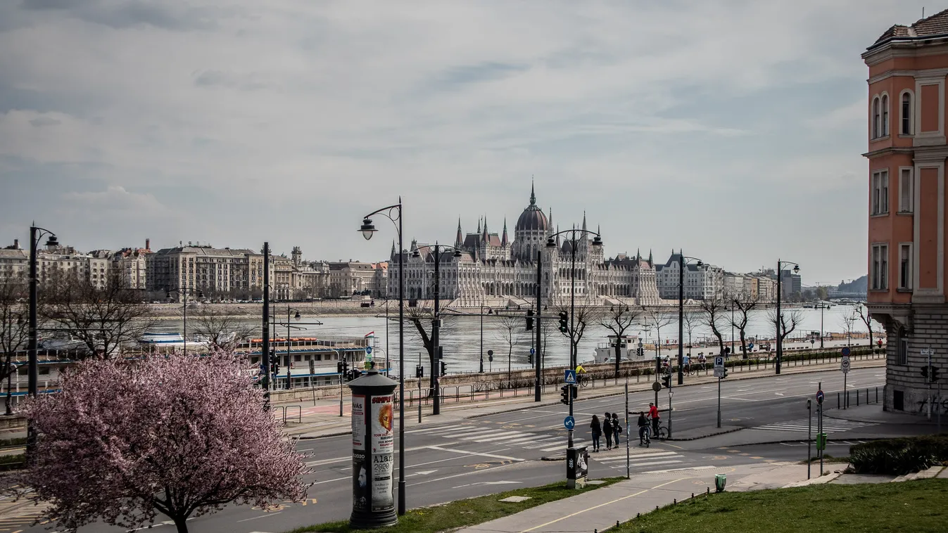 Kijárási korlátozás, üres belváros, korona vírus illusztrációk. koronavírus fertőzés néptelen betegség 2020.03.28 Budapest
Fotó: Csudai Sándor - Origo 