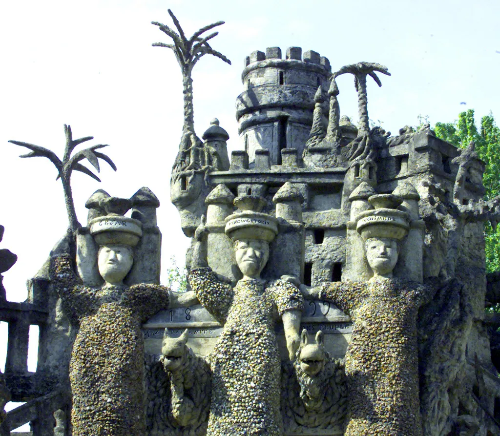 Palais Idéal du Facteur Cheval francia kastély palota 