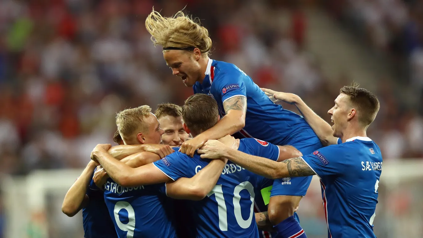 Anglia – Izland, UEFA Euro 2016, labdarúgás, Európa-bajnokság, foci Iceland v England - Euro 2016 FOOTBALL UEFA France Euro 2016 England Iceland Stade de Nice SQUARE FORMAT 
