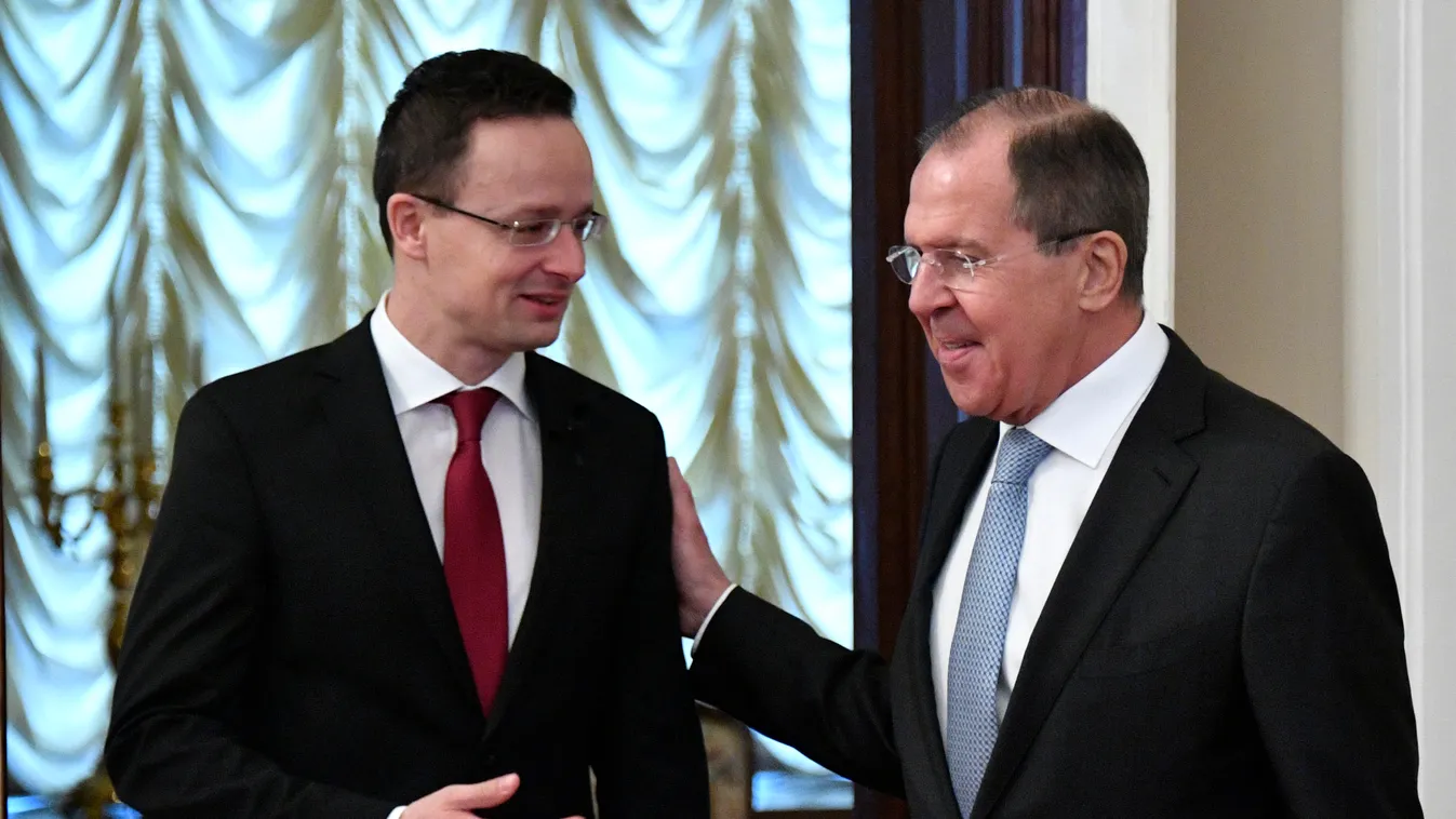 Szijjártó Péter külgazdasági és külügyminiszter (b) a Szergej Lavrov orosz külügyminiszterrel folytatott tárgyaláson Moszkvában 2017. január 23-án 
