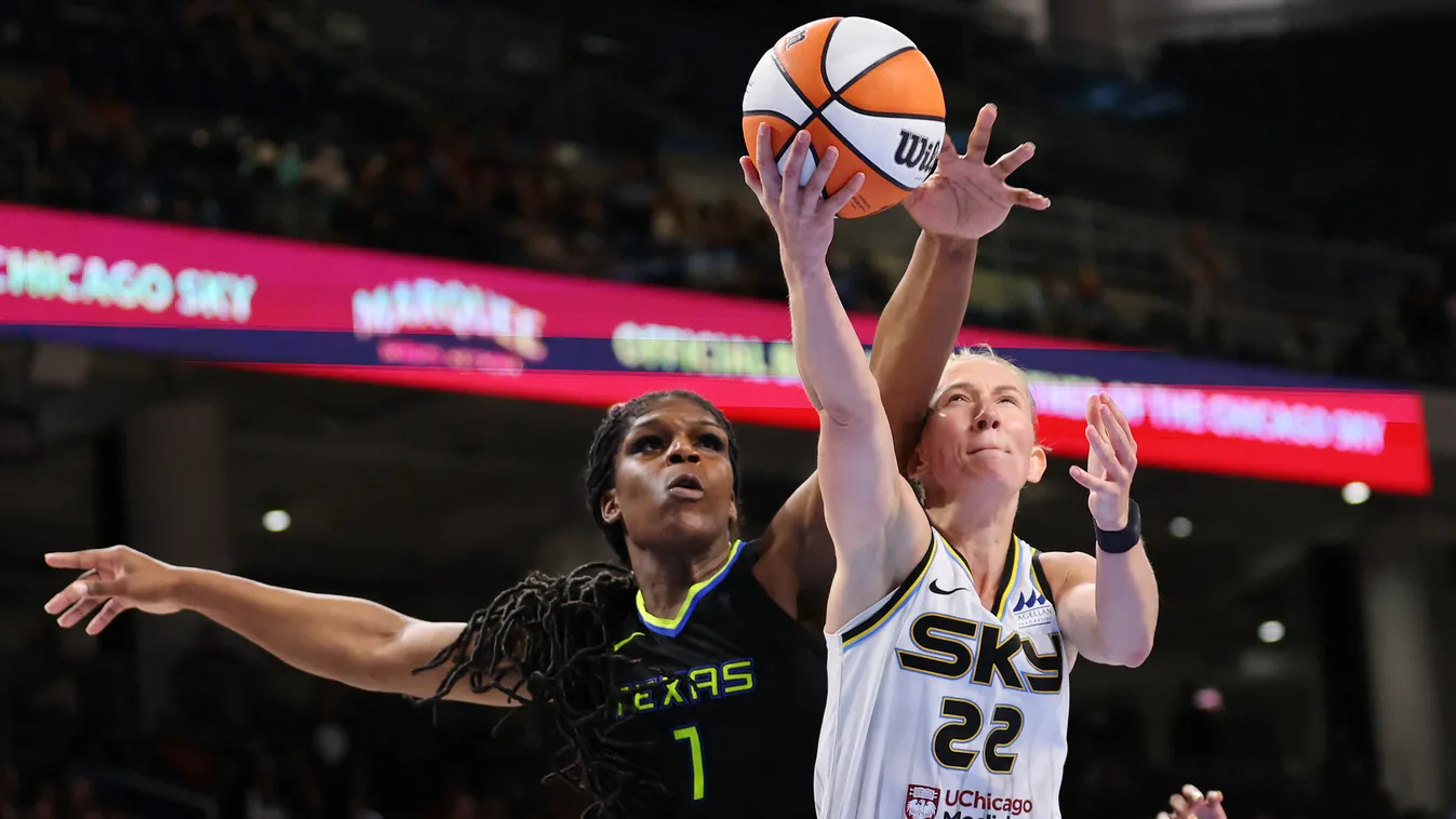 Dallas Wings v Chicago Sky GettyImageRank2 wnba Horizontal SPORT BASKETBALL 