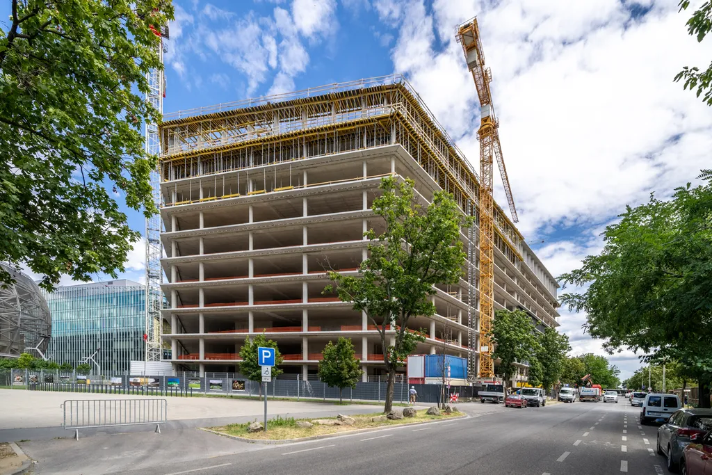 Egyszerre lesz 332 szobás szálloda és irodaház: elkészült a Népliget melletti új épület szerkezete, Szálloda, irodaház, Népliget 