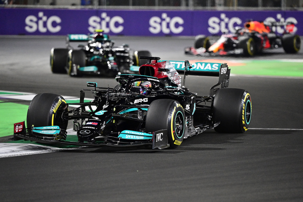 Forma-1, Szaúd-arábiai Nagydíj, Lewis Hamilton, Valtteri Bottas, Mercedes, Max Verstappen, Red Bull 