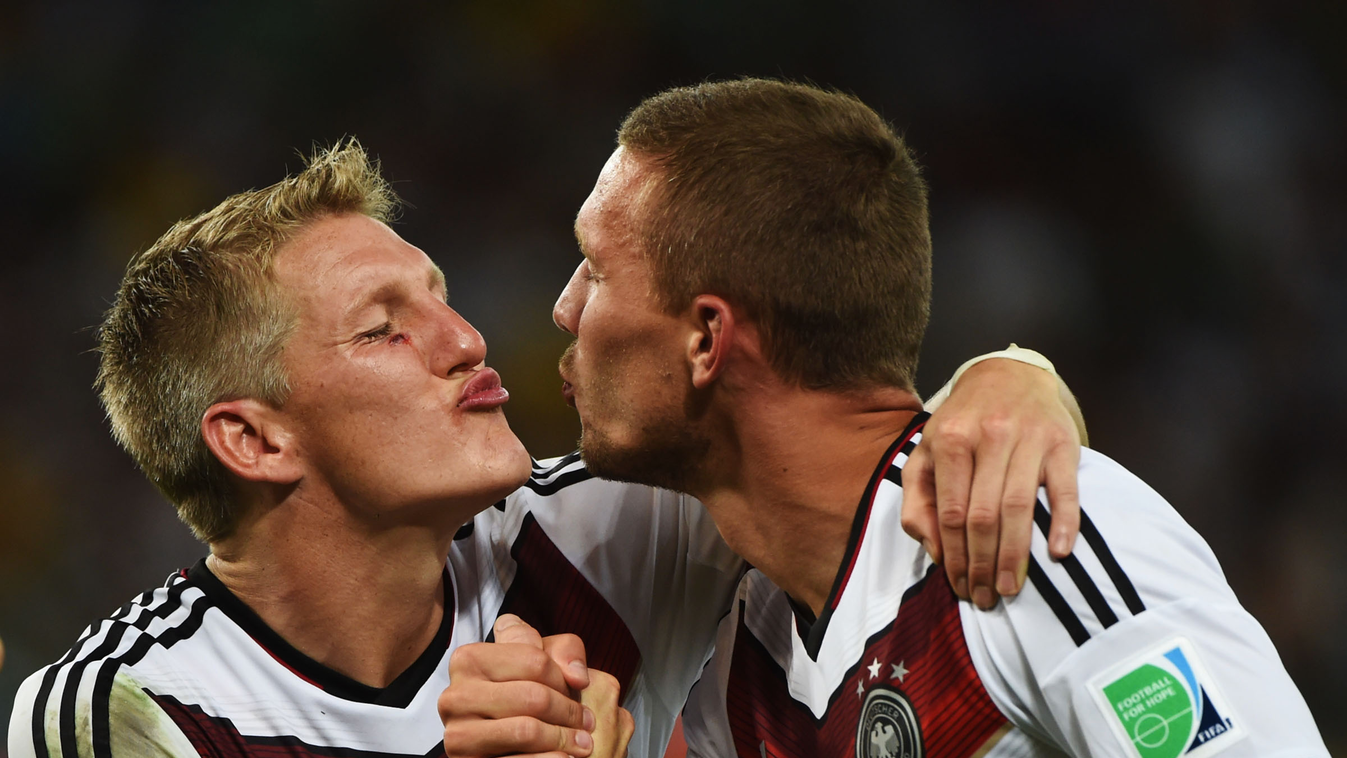 Bastian Schweinsteiger, Lukas Podolski, csók, vb 2014 döntő, németország - argentína 