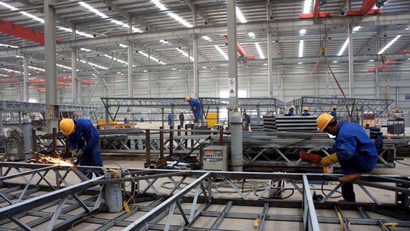 A Broad Group építőipari vállalat előre gyártott elemeket készítő üzeme Csangsában, Sky City 