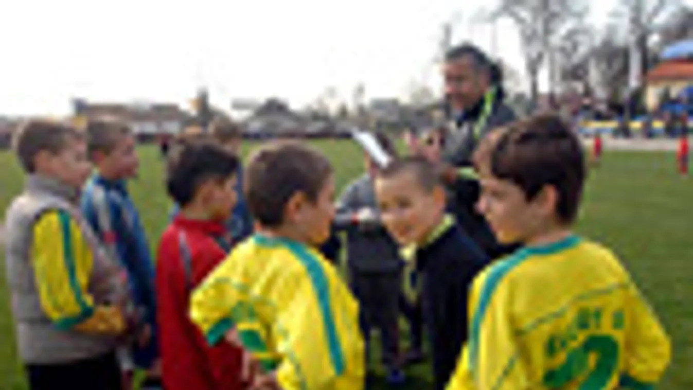 labdarúgó akadémia, yerekek focizni készülnek a Puskás Ferenc Labdarúgó Akadémián