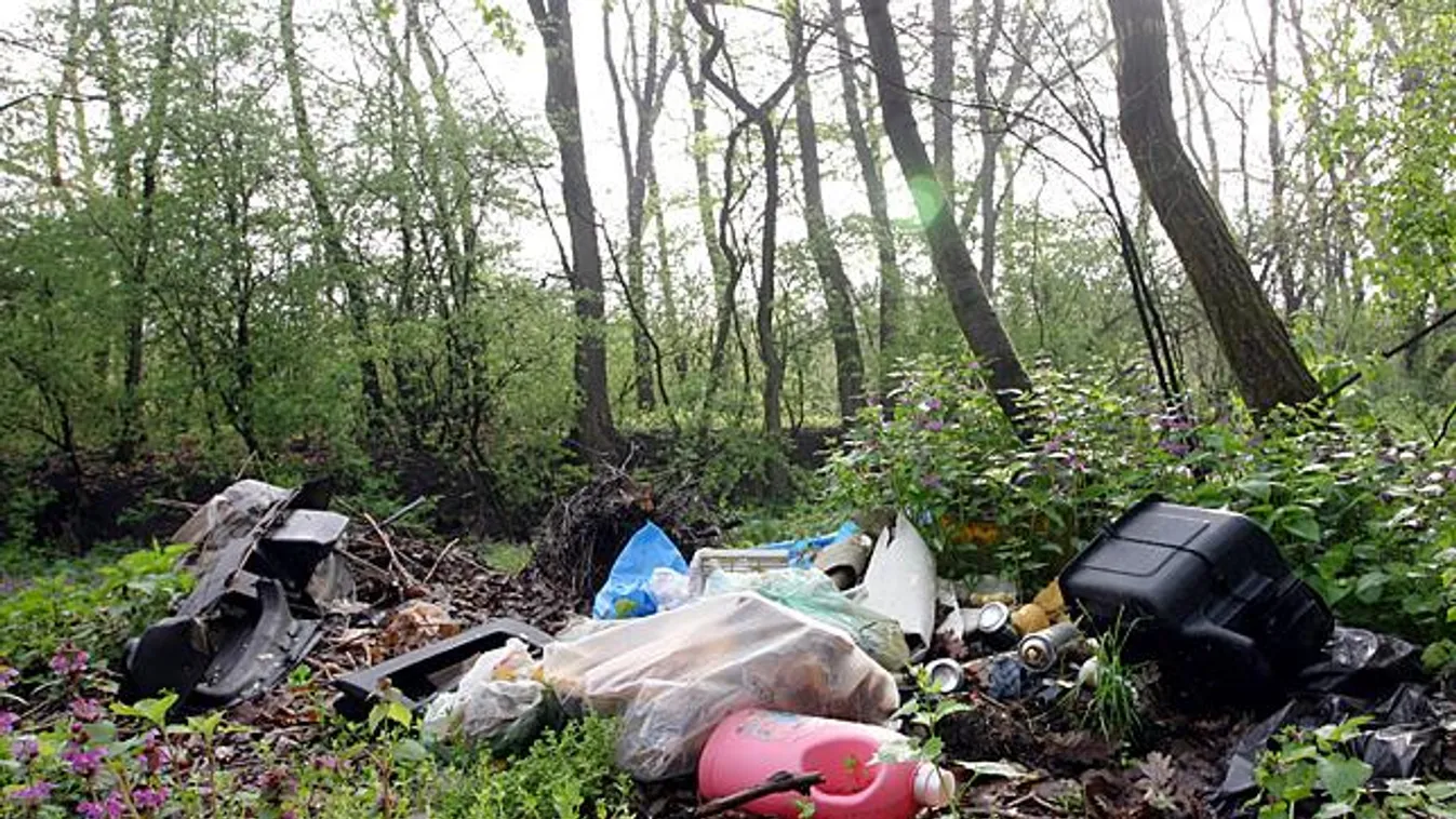 Illegális hulladéklerakó hely Miskolctapolcán, szeméttelep, szemétlerakó 