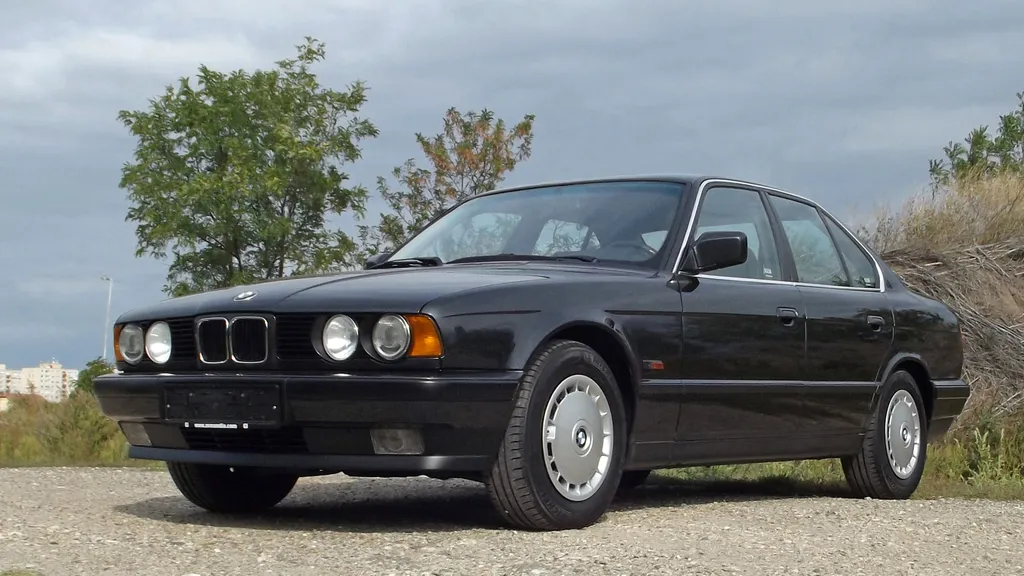 BMW 520i (E34) veteránteszt 