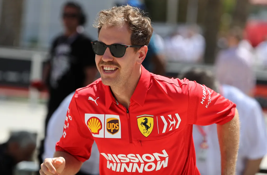 Forma-1, Sebastian Vettel, Scuderia Ferrari, Bahreini Nagydíj 