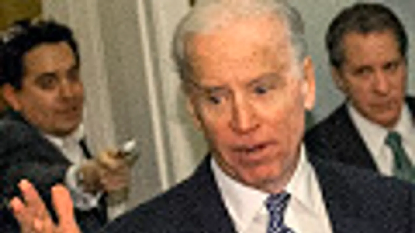 Joe Biden, amerikai alelnök, a szenátus elnöke beszél a sajtótájékoztatón, 