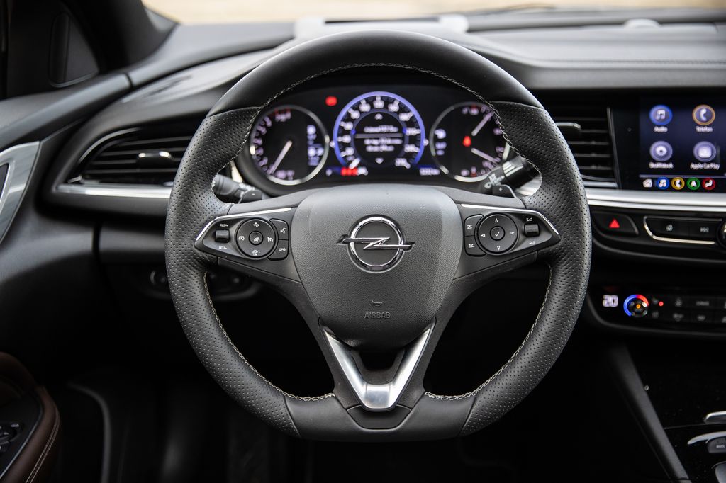 Opel Insignia teszt 