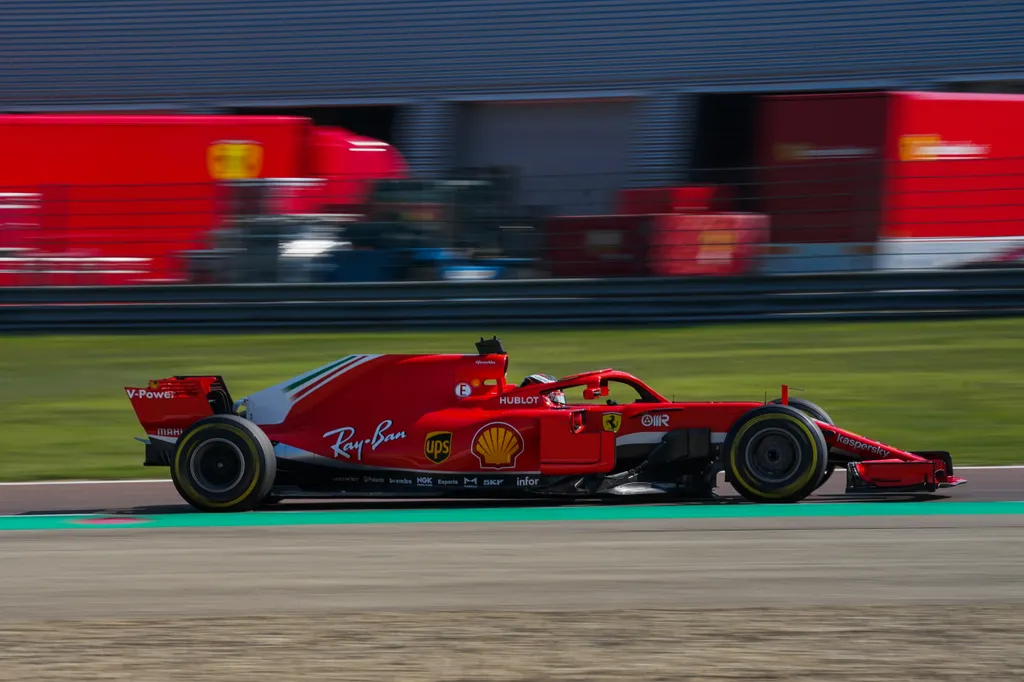 Forma-1, Ferrari, teszt, Fiorano, Callum Ilott 