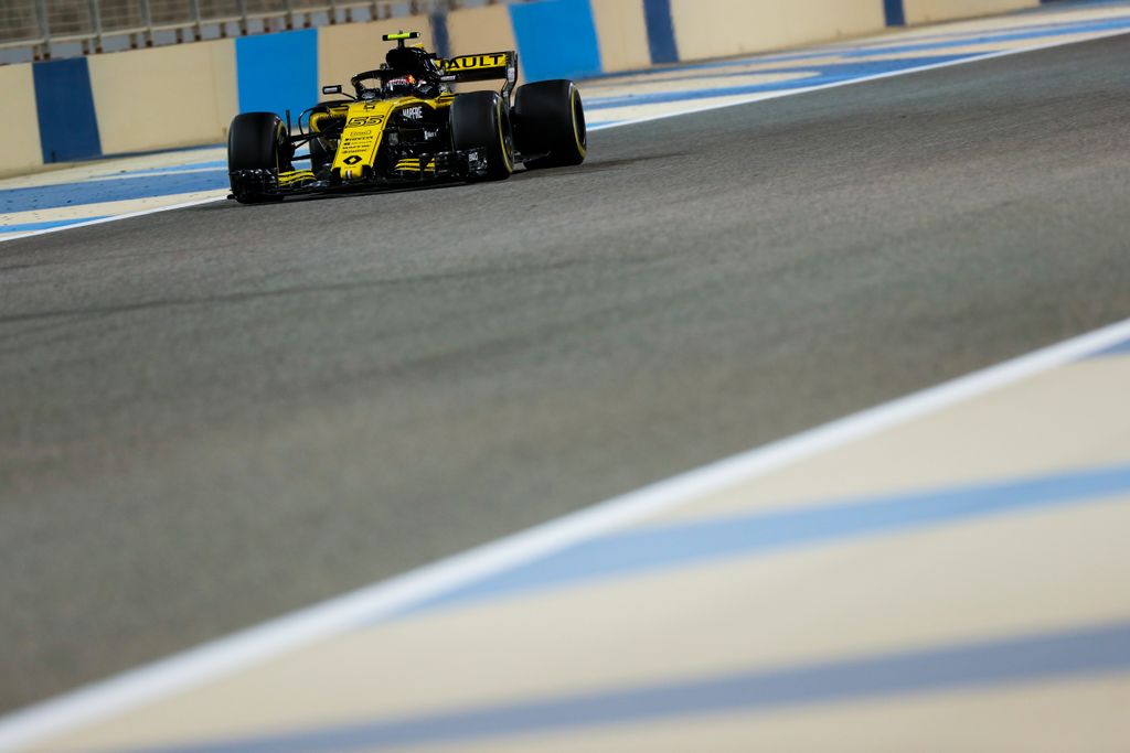 A Forma-1-es Bahreini Nagydíj pénteki napja, Carlos Sainz, Renault 