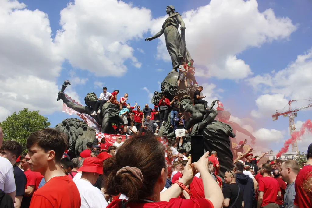 Liverpool FC v Real Madrid - UEFA Champions League Final 2021/22 