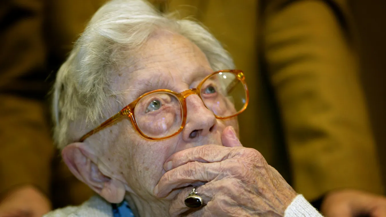 Hendrikje van Andel-Schipper, Európa egyik legidősebb asszonya, 115 éves korában halt meg 2005-ben 