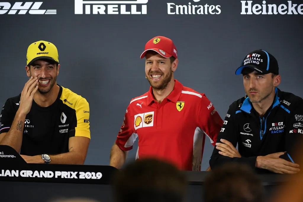 Forma-1, Daniel Ricciardo, Sebastian Vettel, Robert Kubica, Ausztrál Nagydíj 
