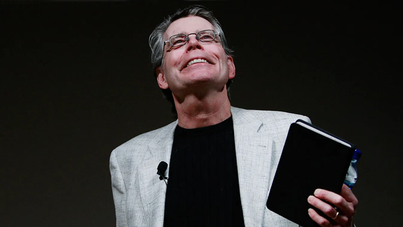 Stephen King olvas az Ur című novellájából az Amazon Kindle 2 megjelenése alkalmából
