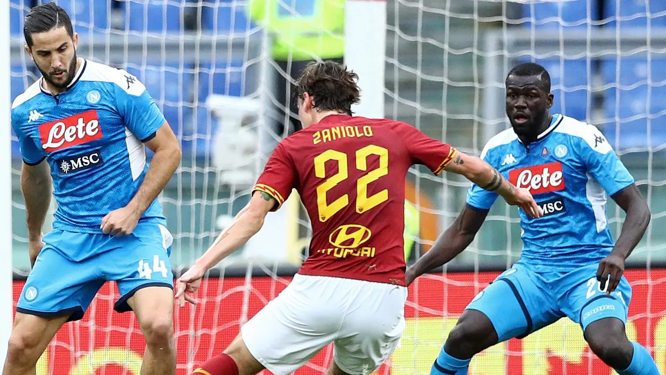 AS Roma v SSC Napoli  - Serie A SPORT soccer soccer match TEAM FOOTBALL serie a SOCCER PLAYER small group of people full lenght, Nicoló Zaniolo, AS Roma 