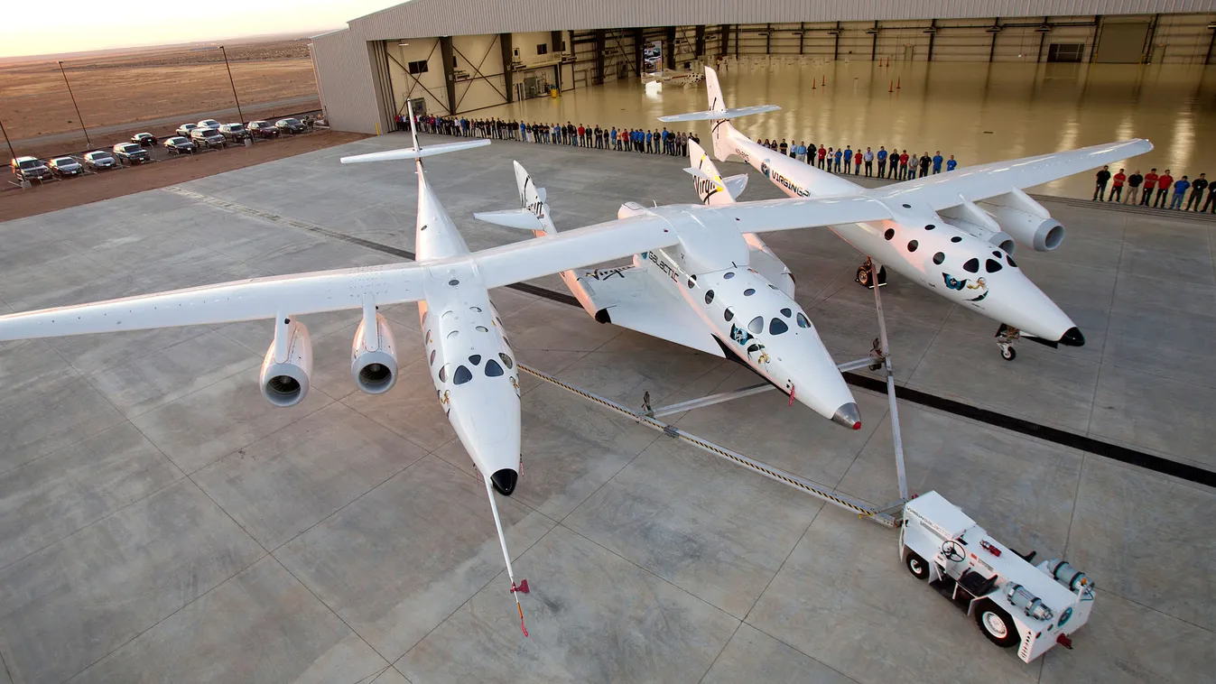 szuborbitális űrrepülők, A kéttörzsű WhiteKnightTwo repülőgép ás a SpaceShipTwo