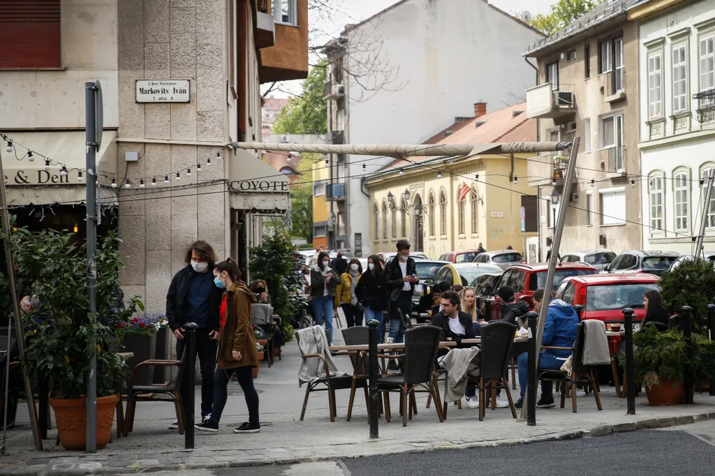 terasz, nyitás, vasárnap, vendéglátás, koronavírus, korlátozás, Budapest 