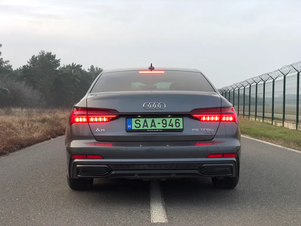 Audi A6 55 TFSI e teszt (2021) 