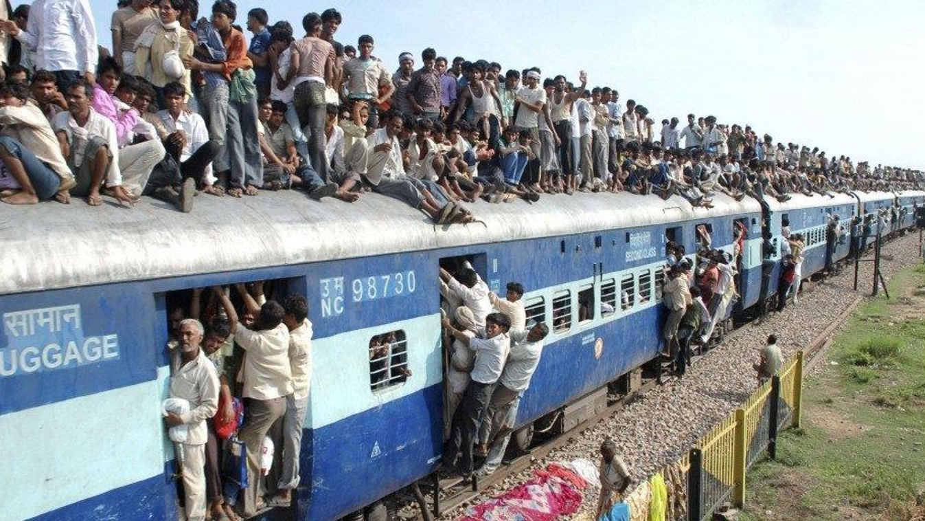 vonat, india, zsúfoltság 