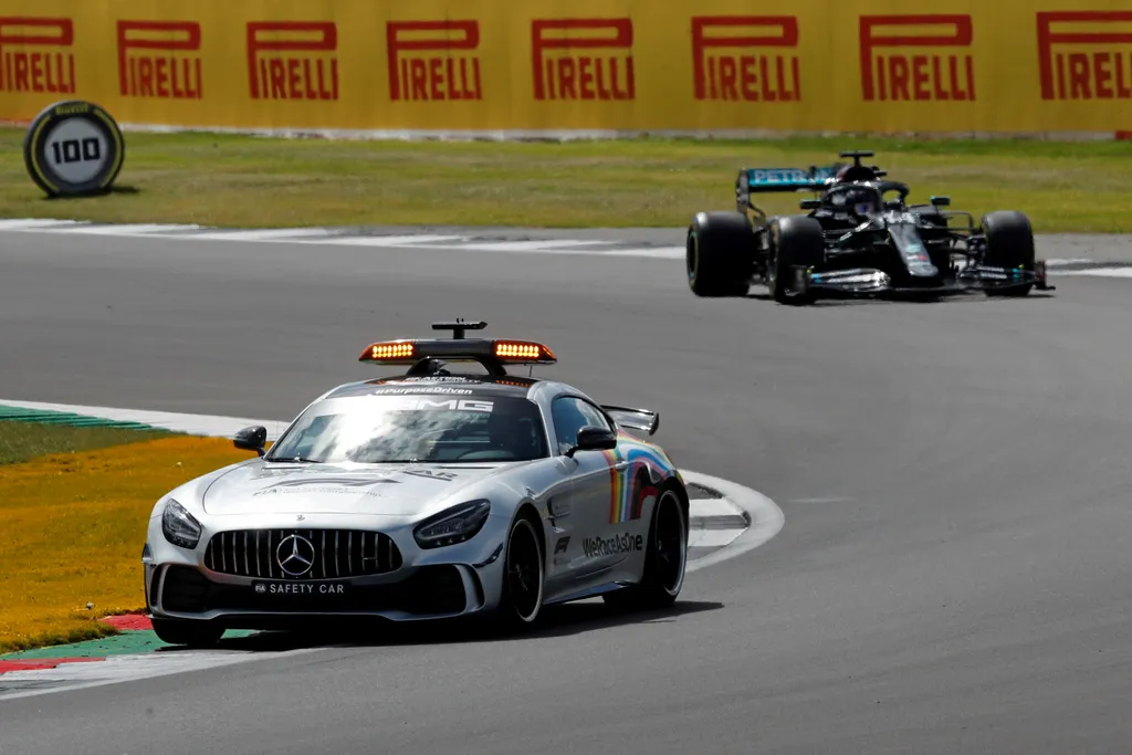 Forma-1, Brit Nagydíj, Hamilton, Mercedes, Safety Car 