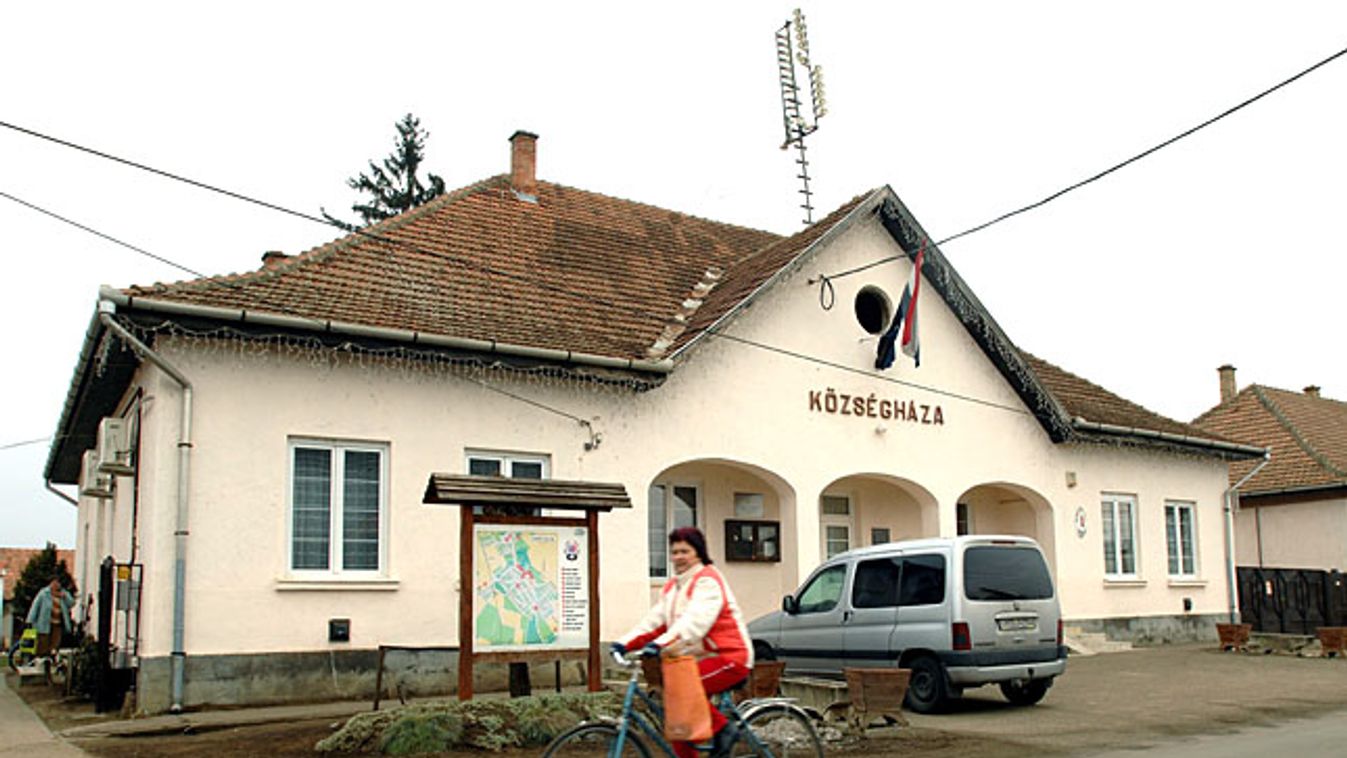 polgármesteri hivatal, községháza, Erdőtelek 
