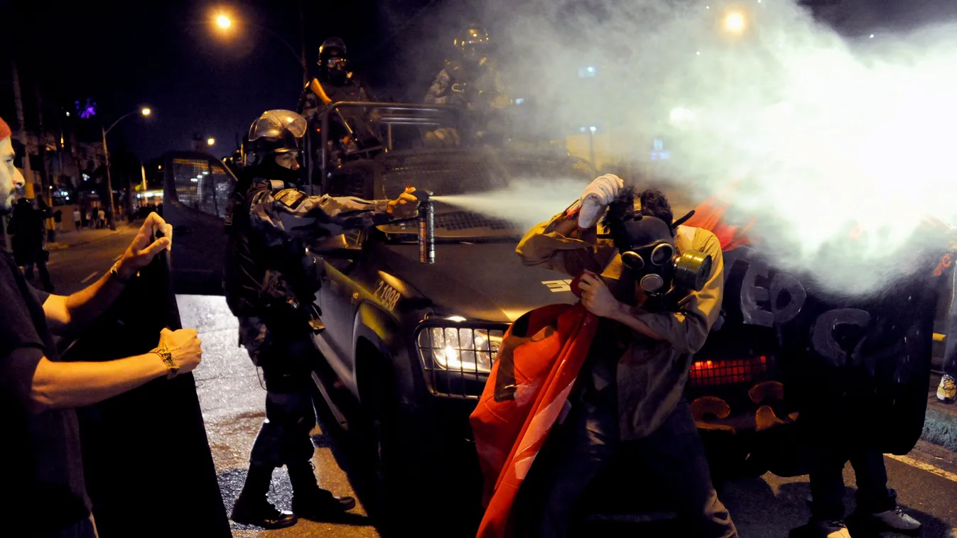 vb 2014, rio de janeiro, tüntetés, könnygáz, éleslőszer, brazília 