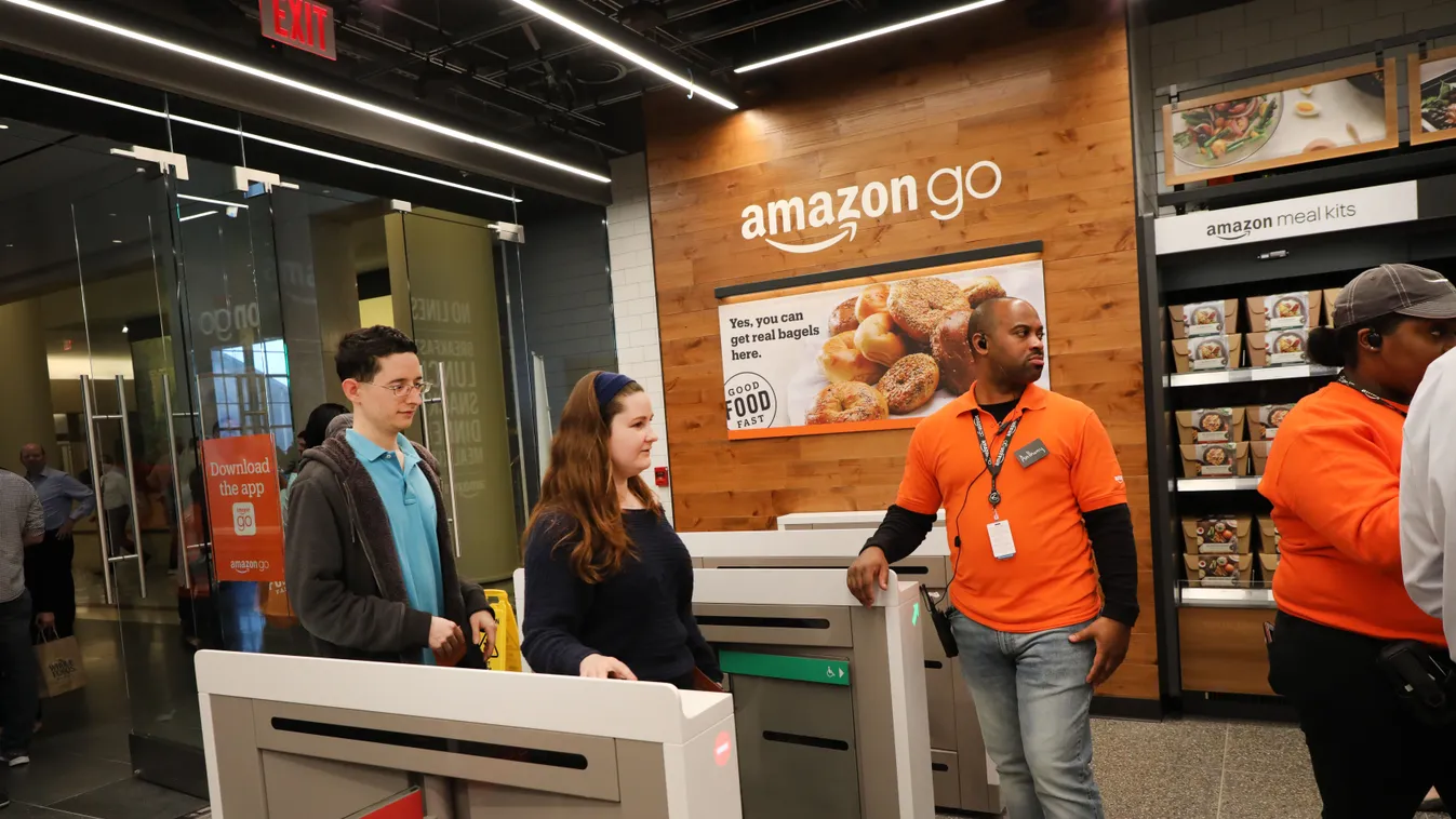 Amazon Opens First Go Store To Accept Cash GettyImageRank3 tech grocery buisness consumer 