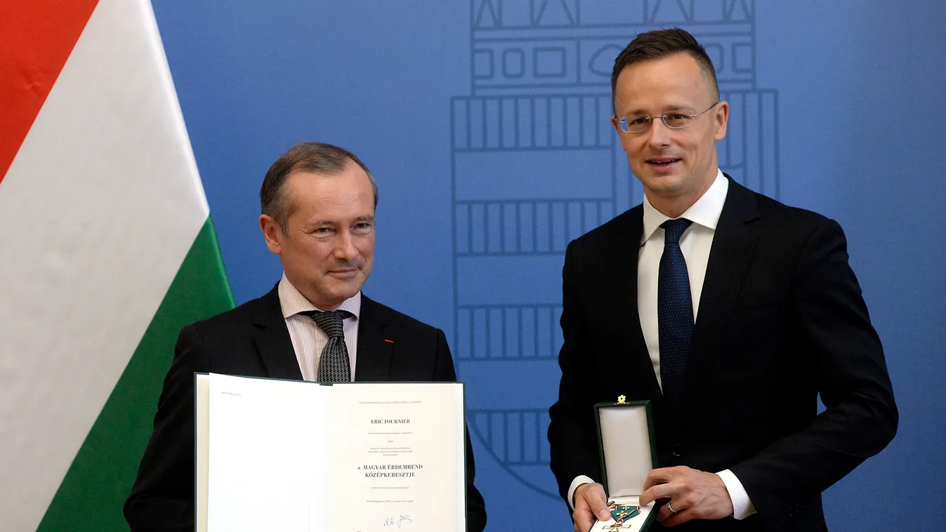 FOURNIER, Éric; SZIJJÁRTÓ Péter 