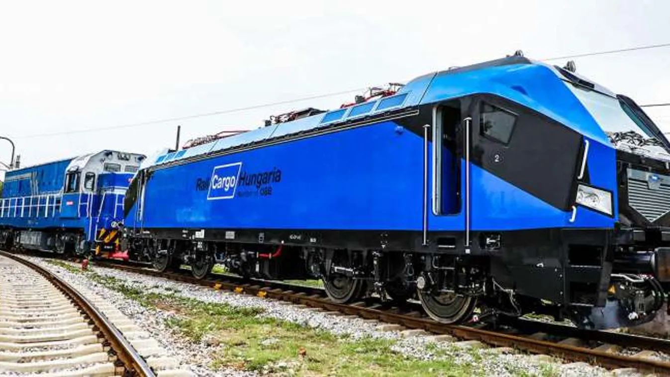 Elkészült a Rail Cargo Hungaria számára kifejlesztett első villany-hibrid üzemű vontatómozdony 