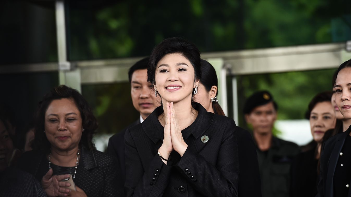 Yingluck Shinawatra, Jinglak Sinavatra, Thaiföld 