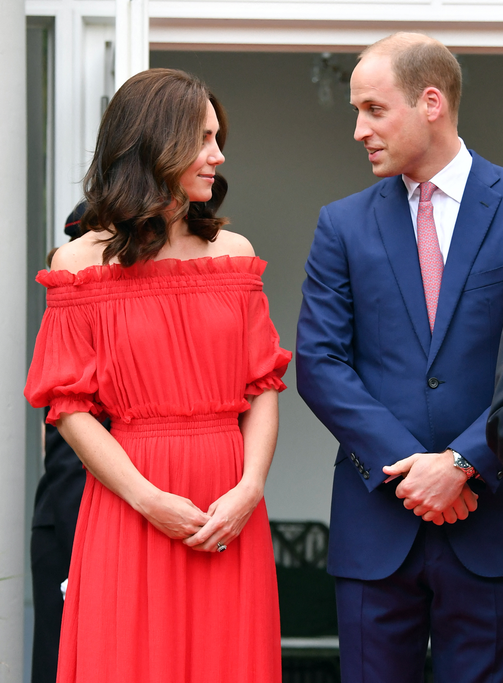 Katalin hercegné legdrágább ruhái 2021 Vertical ROYAL FAMILY COUPLE PRINCE PRINCESS AMERICAN SHOT RED CLOTHING VISIT OFFICIAL VISIT DIPLOMACY 
