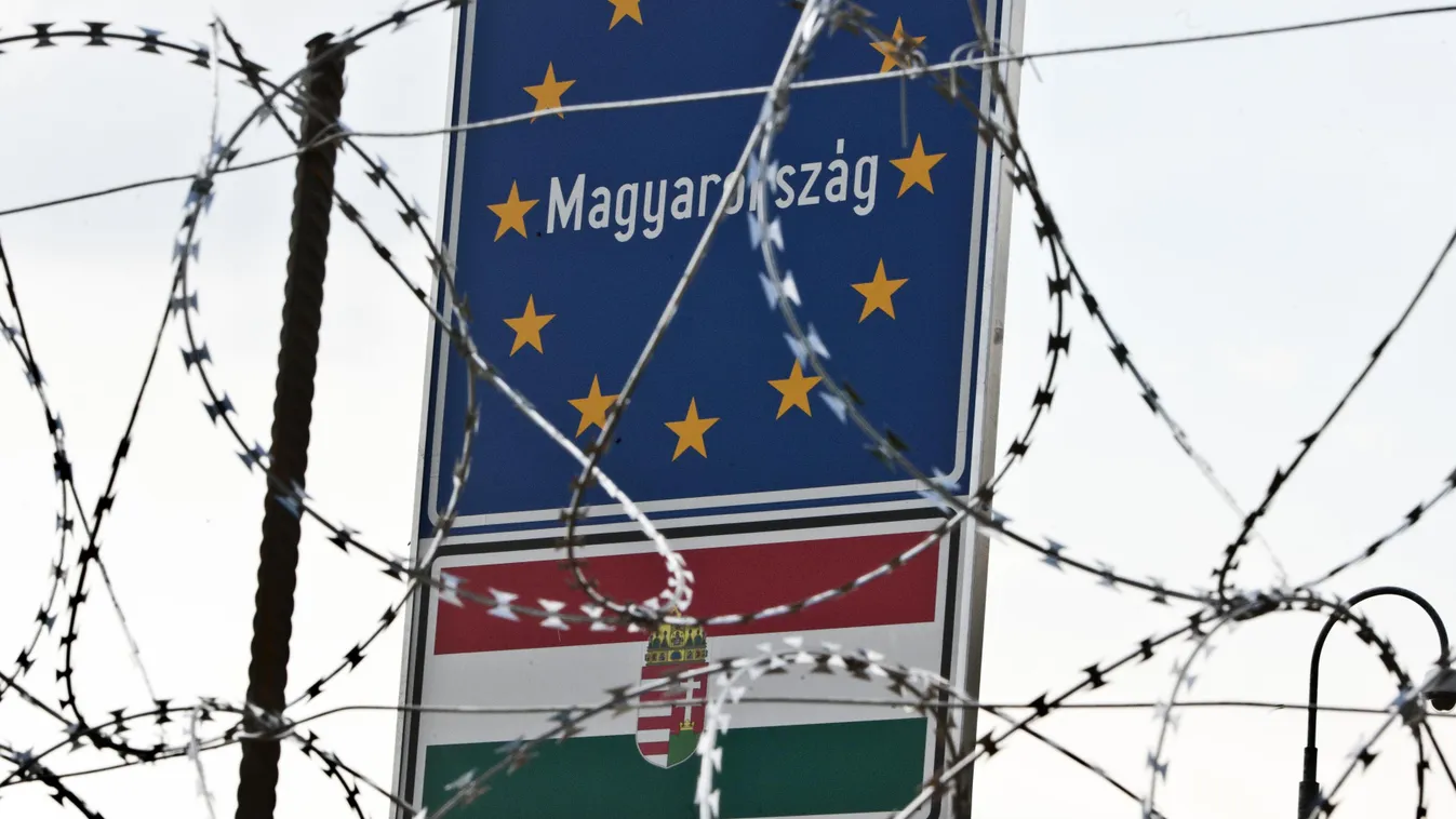 Szerb-Magyar határ Ásotthalomnál
Épül a pengedrótos kerítés a menekültek megfékezése céljából.
(migráció, honvédség, nato penge) 