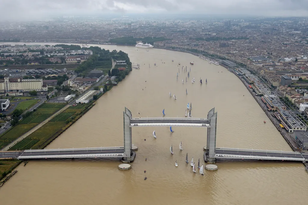 mozgatható híd, Franciaország, Gironde, Bordeaux, bridge of chaban delmas, 