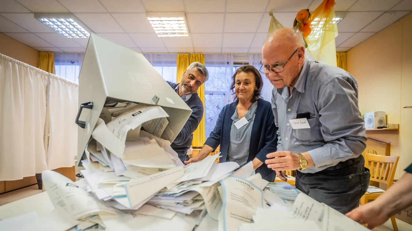 Választás 2022, 2022-es magyarországi országgyűlési választás,szavazatszámlálás, szavazat, számlálás, Mesevár Óvoda 