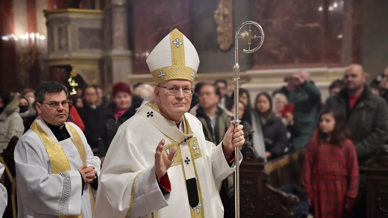 ERDŐ Péter Budapest, 2022. december 25.
Karácsonyi éjféli szentmise a Szent István Baziliká 