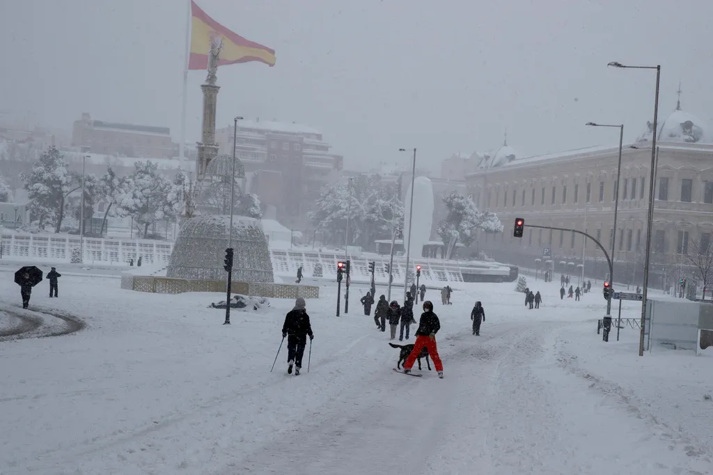 Madrid, Spanyolország, havazás, hó január, KOLUMBUSZ Kristóf 