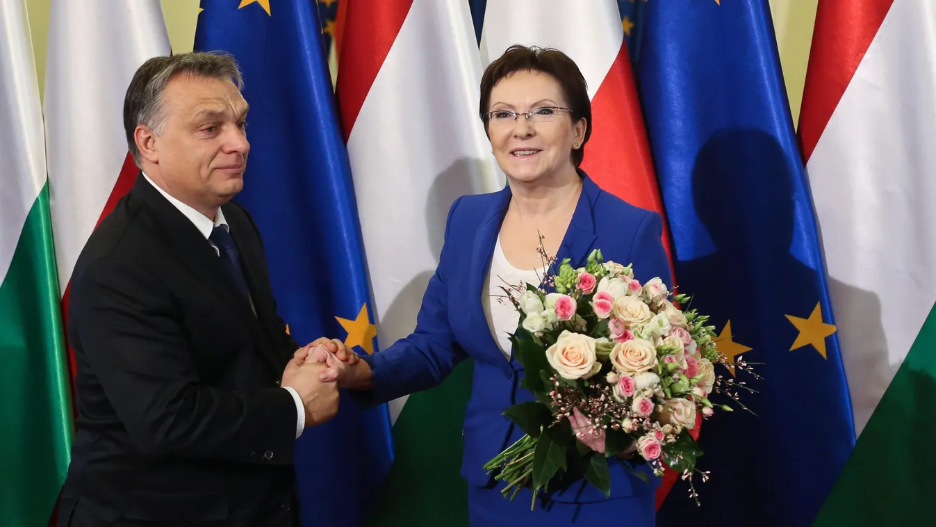 KOPACZ, Ewa; Orbán Viktor Varsó, 2015. február 19.
Ewa Kopacz lengyel kormányfő üdvözli Orbán Viktor magyar miniszterelnököt Varsóban 2015. február 19-én. (MTI/PAP/Rafael Guz) 