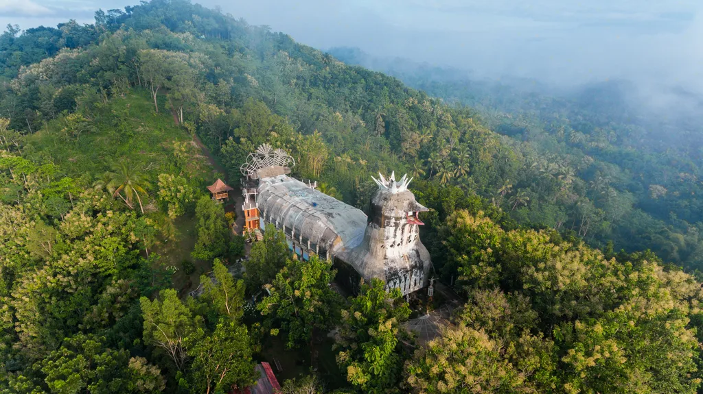 Indonézia, templom, Gerela Ayam, jávai dzsungel, csirketemplom, 