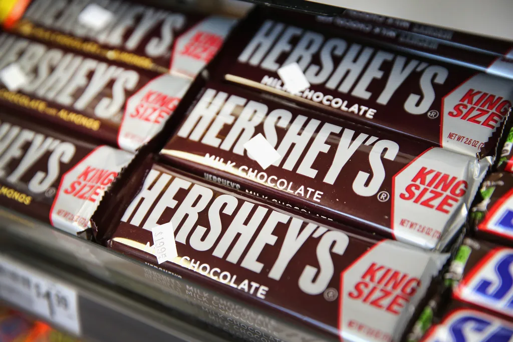 Citing Rising Cost Of Ingredients, Hershey's Raises Prices 8 Percent GettyImageRank2 Bar Business FINANCE Retail HORIZONTAL CHOCOLATE USA Illinois Chicago - Illinois For Sale MERCHANDISING Hershey ECONOMY 