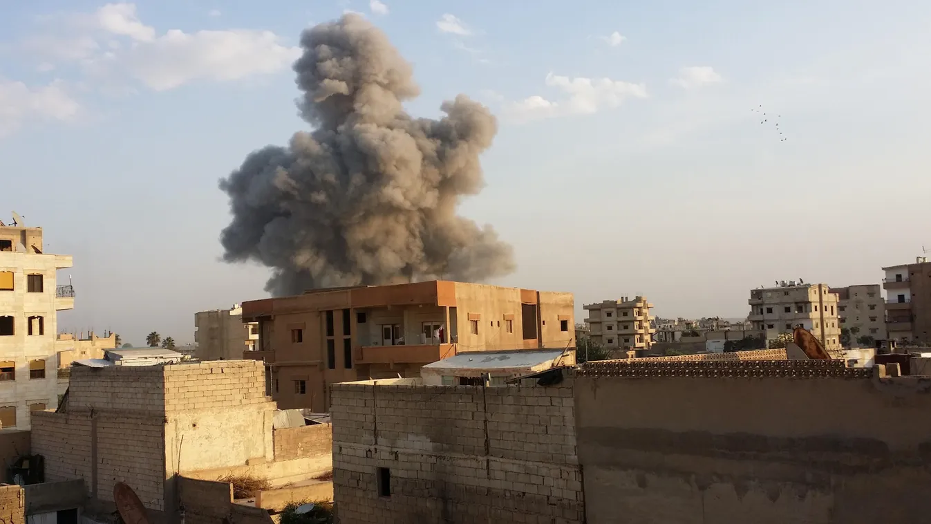 raqqah airstrike bodies Syrian army Esed forces body bag ISIS 130 people killed Syrian warplanes ISIL SQUARE FORMAT 