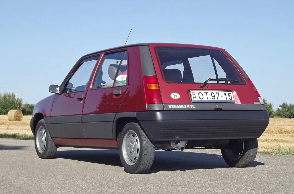 Renault Super 5 TL (1985) veteránteszt 