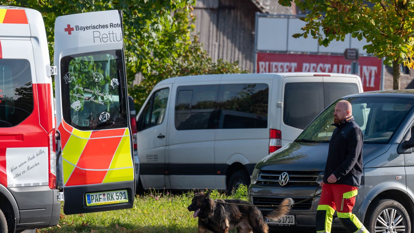 Eight-year-old girl disappeared at Bavarian-Czech border Lifestyle and Leisure Free time Emergencies Czech Republic Upper Palatinate Children missing Horizontal HIKING SEARCH 