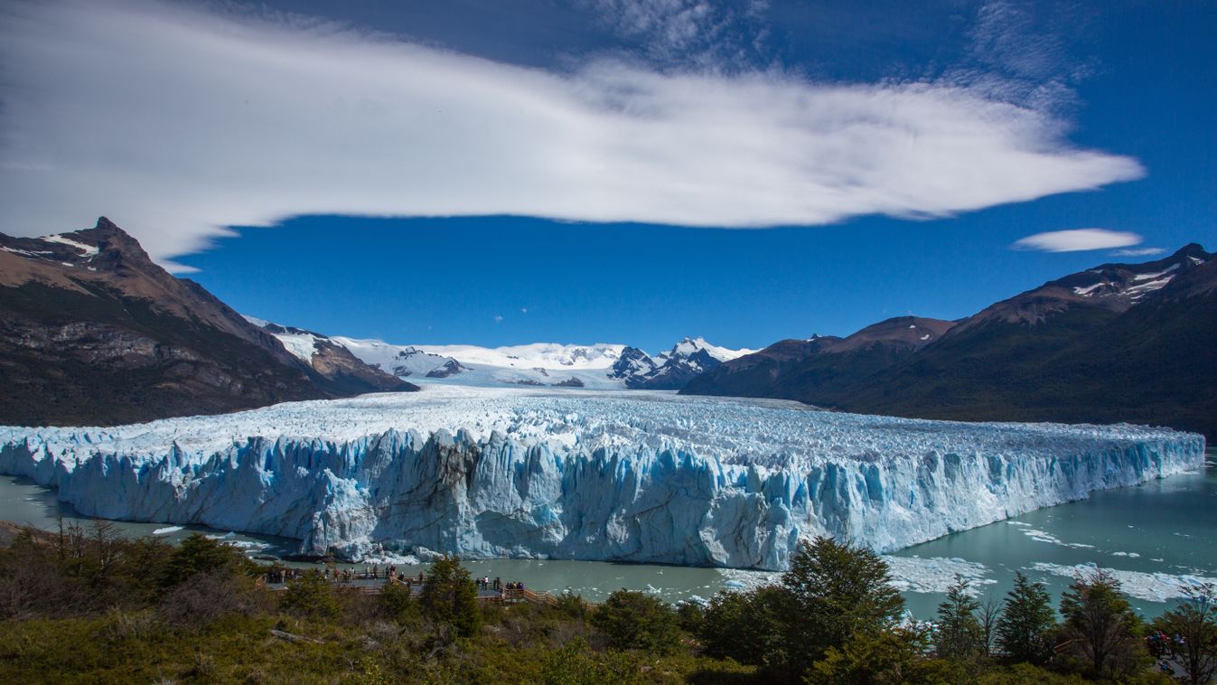 Perito Moreno Glacier - Los Glaciares Patagonia Argentina America Andes Mountains Argentina Argentinian Patagonia Argentinian protected area Atmosphere Biodiversities Biodiversity Biodiversity management Biodiversity managements Biological diversity Biolo