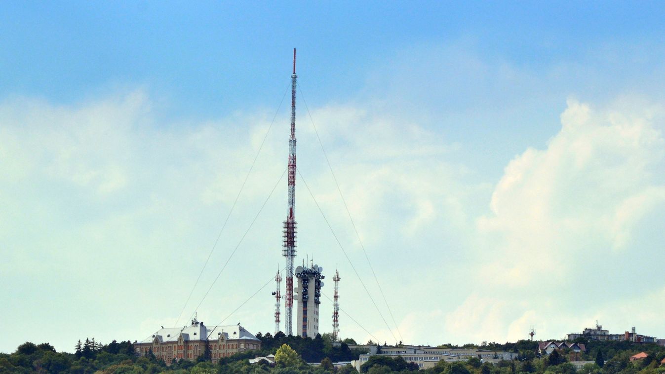 téli helyek, Az Antenna Hungária Országos Mikrohullámú Központja a Széchenyi-hegyen 