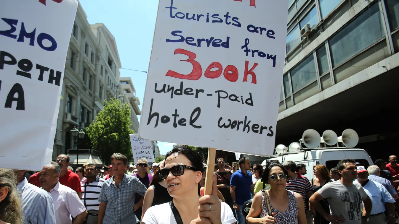 munkanélküliség Protest rally outside the Ministry of Labour, in central Athens Athens Greece EUROPE Protest rally Ministry of Labour crisis austerity pension cuts uneployment worker protestor PLACARD DEMONSTRATION TOURISM hotel 